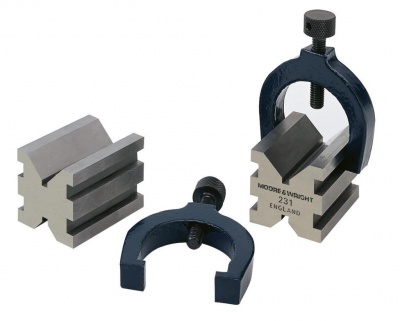 25mm Capacity, 42mm(L) x 32mm(W) x 32mm(H), Moore & Wright Vee Block Pair (with Clamps 2pc)